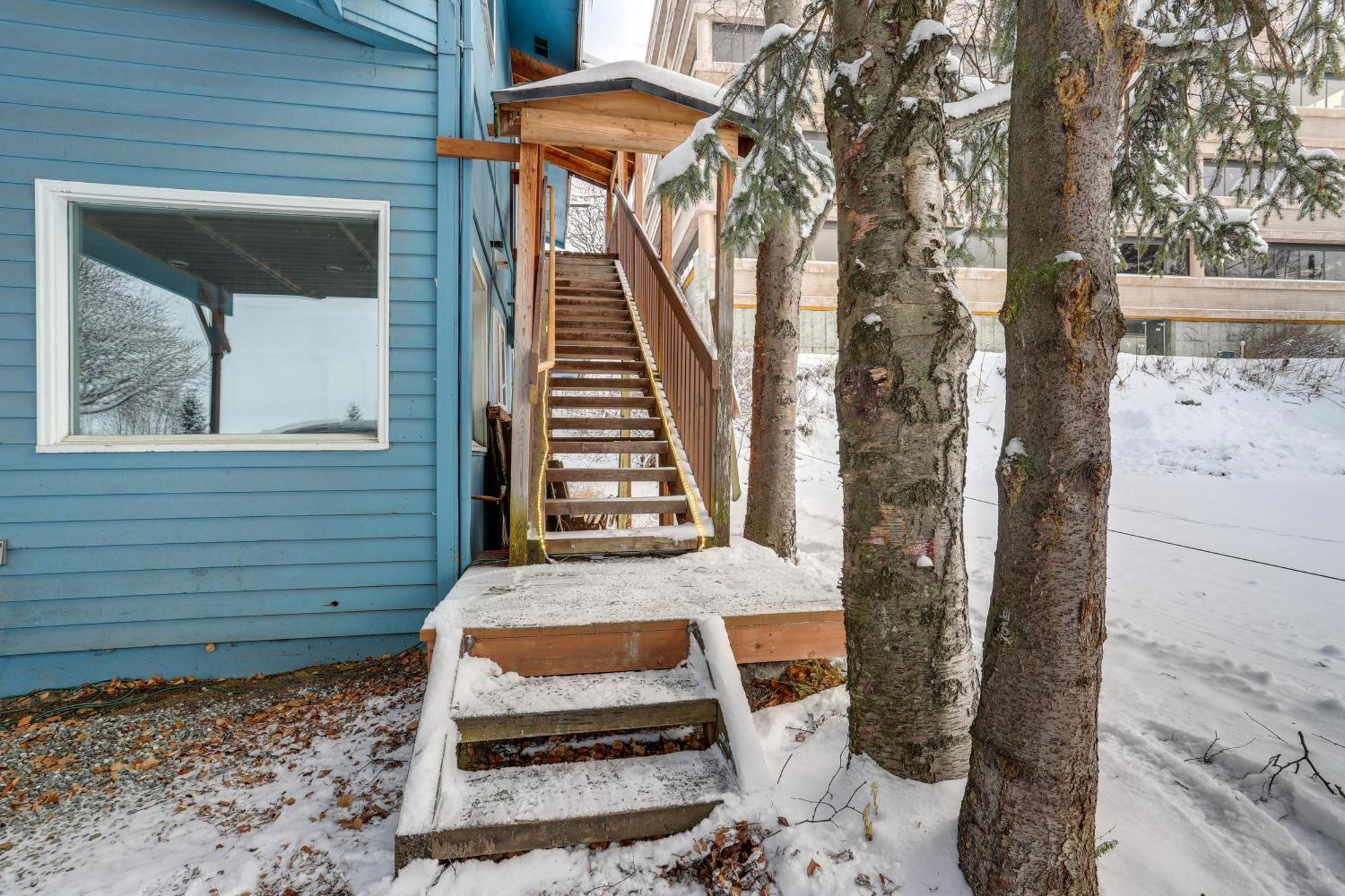 Waterfront Apt, Walk To Town And Coastal Trail! Anchorage Exterior photo