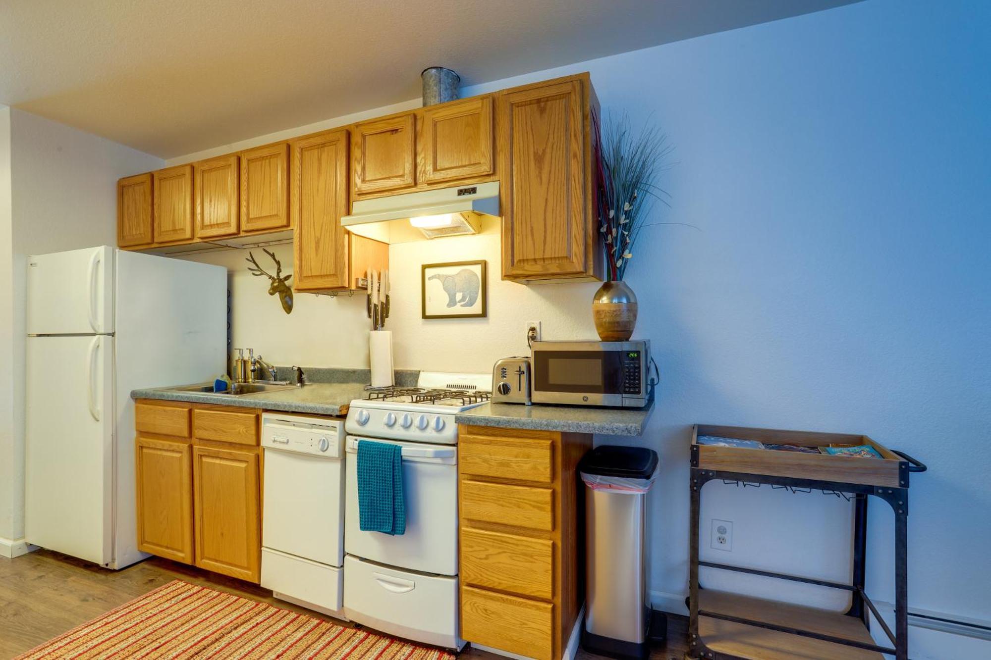 Waterfront Apt, Walk To Town And Coastal Trail! Anchorage Exterior photo